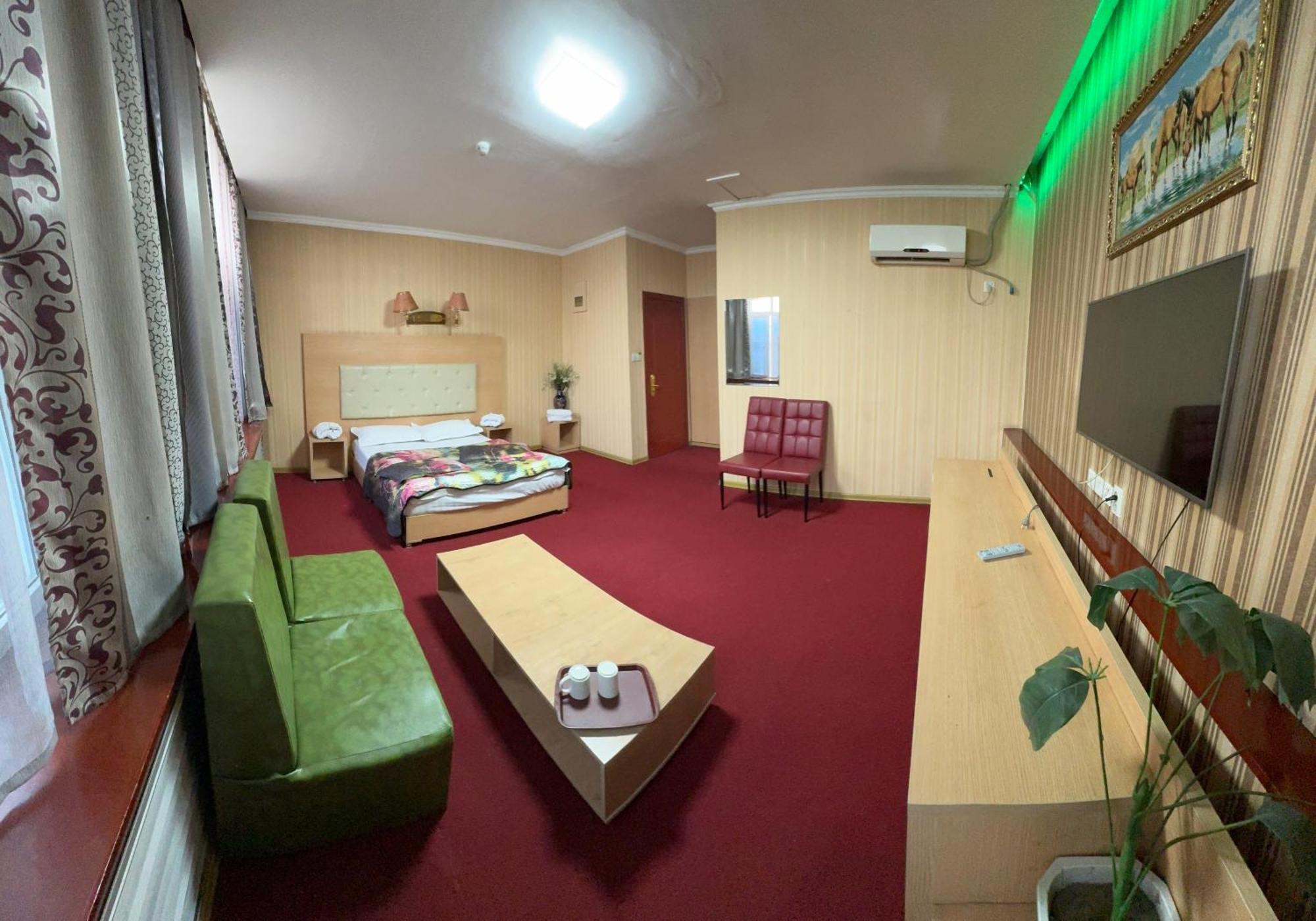 Zolotoi Drakon Hotel Almaty Extérieur photo